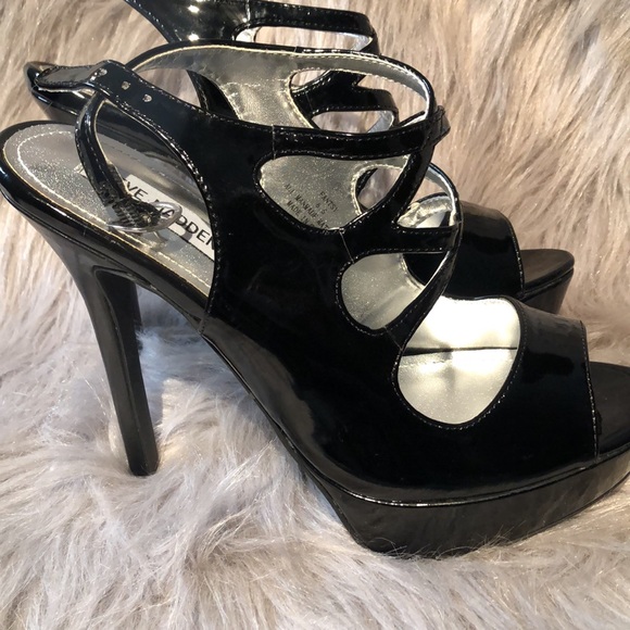 Heels - Picture 9 of 10